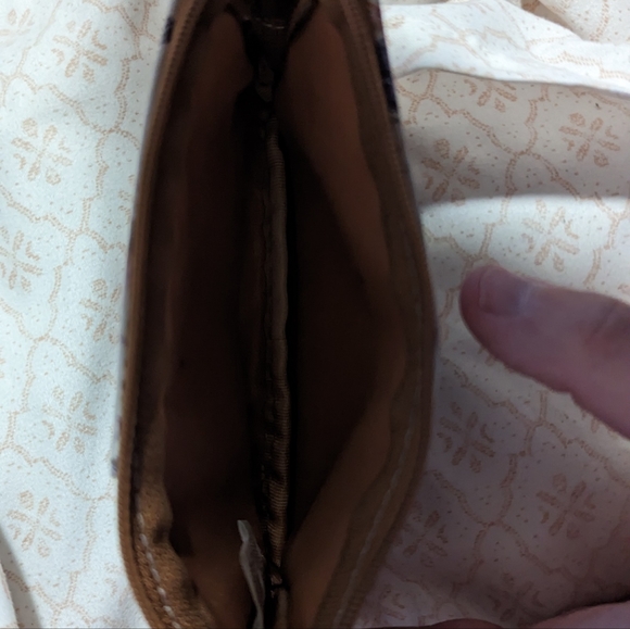 Wallets - Picture 16 of 16